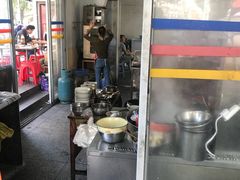 -依云煎包店