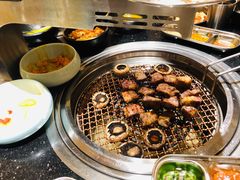 -韩烧牛中牛·甄选黑牛烤肉(黑金店)
