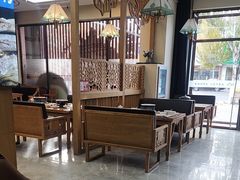 -哈啾嗨·蒙文化主题餐厅(京汉新城店)