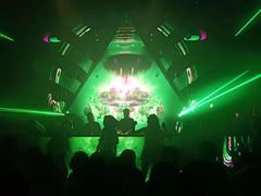 -HiIbiza酒吧
