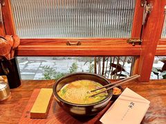 -银米·云南传统过桥米线(双廊黑金冠店)