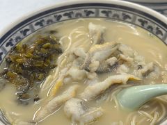 -明呈黄鱼面馆(斜土路店)