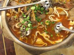 -清真·玛丽亚新疆菜主题餐厅(浙江中路店)