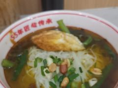 -叶伟胡辣壳面(两路口店)