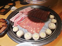 -极简·炭火烤肉主题餐厅·龙虾烧烤·烤羊排(宝龙店)