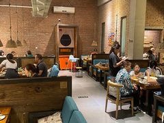大堂-苹果树下艺术餐厅(宋庄店)