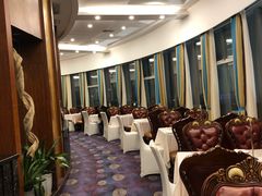 -东方豪景花园酒店·怡景旋转餐厅