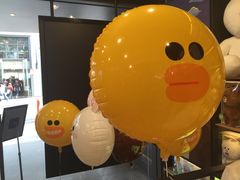 -LINE FRIENDS Garosu-gil Flagship Store