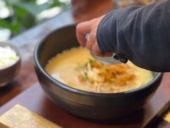 -银米·云南传统过桥米线(双廊黑金冠店)