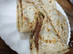 -溢心园香河肉饼总店