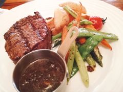 炭烤菲力牛排佐黑胡椒汁-秀·爱尔兰餐吧(上海路店)