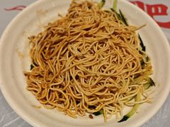 -肥肥虾庄·金牌油焖大虾(杨园滨江时代walk店)