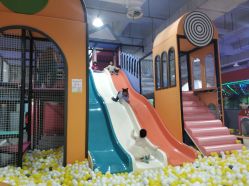 -嘟嘟乐儿童乐园(卜蜂莲花店)