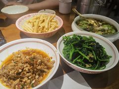 -蛮佬拾·乡里土菜馆(河西王府井店)