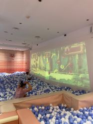 -奈尔宝·儿童乐园·亲子餐厅(华采天地店)