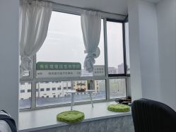 -LILI·HAIR SALON理理造型