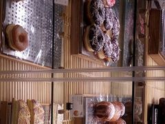 -巴黎贝甜(华堂新辰汇店)