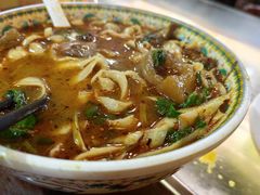 -金杨拉面王小吃面馆·牛三宝面·红烧牛肉粉