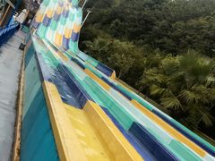-平湖九龙山乐满地水上乐园