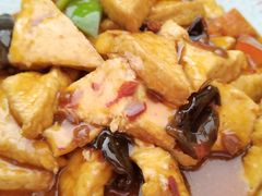 -天天向上素食餐厅(五台山店)
