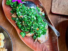 大理风味葱椒鸡-花马天堂云南餐厅 Lost Heaven(外滩店)