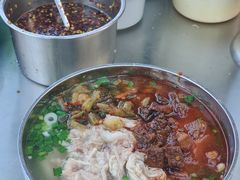 扒肉饵丝-阿兰白家宴