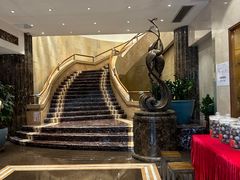 -凤凰楼酒家·粤宴点心(华强北店)