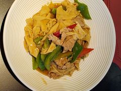 尖椒干豆腐-红东阁东北菜烤肉酒馆(CROSS万象汇店)