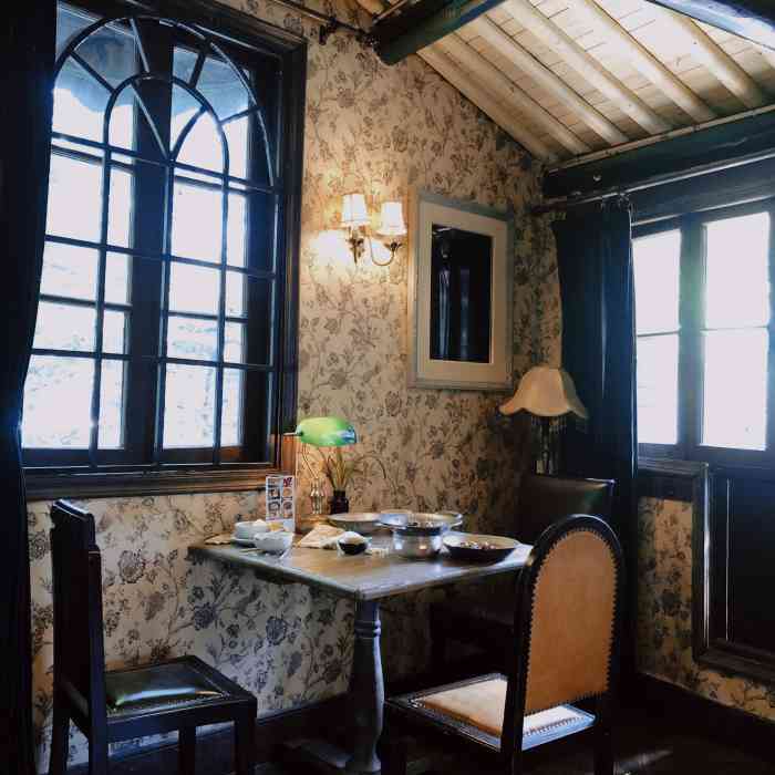 碧桃小馆·民国宅院(西湖大道店)-"餐厅位置和装修都非常小资和有情调