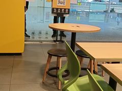 -麦当劳(郑州东高铁站店)