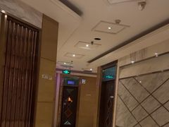 -欢乐空间KTV(奥山世纪城店)