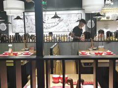 大堂-山城外·非遗酸菜鱼(蜀都万达店)