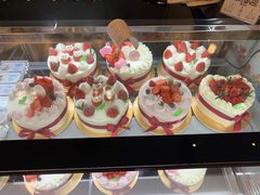 -花花卷卷·鲜食蛋糕(静安久光百货店)