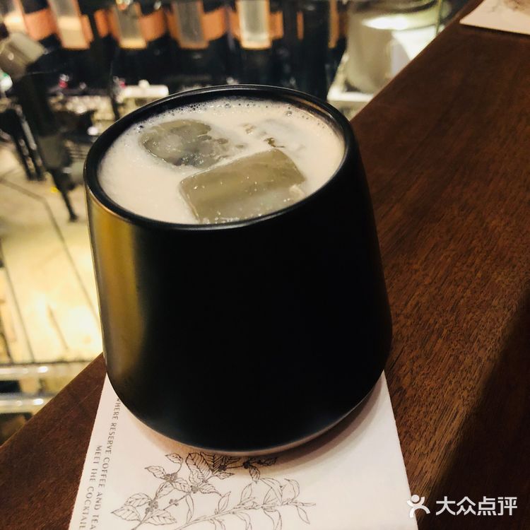 这家星巴克真的是需要用逛的，来形容