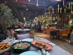 -查特花园美食广场(西单大悦城店)