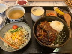 -自由之丘