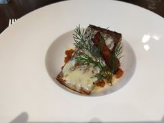 香煎半熟腌制三文鱼-北京华彬费尔蒙酒店·刃餐厅
