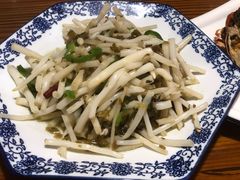 太湖芦苇根炒肉丝-呼吸森林·生态农庄农家乐私房菜