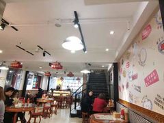 大堂-捷信牛奶甜品世家(五道口店)