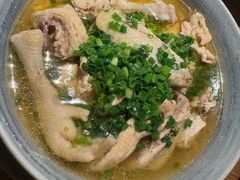 -蜜桃餐厅·伴山(湖滨商业街店)