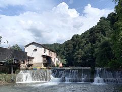 景点-大围山峡谷漂流