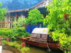 -花溪雨·森林餐厅(石基店)