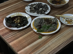 麻豆腐-宝瑞门钉肉饼店