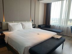 -深圳罗湖水贝IBC亚朵酒店