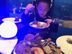 -唐拉雅秀酒店-西锦汇空中BBQ·思创餐厅