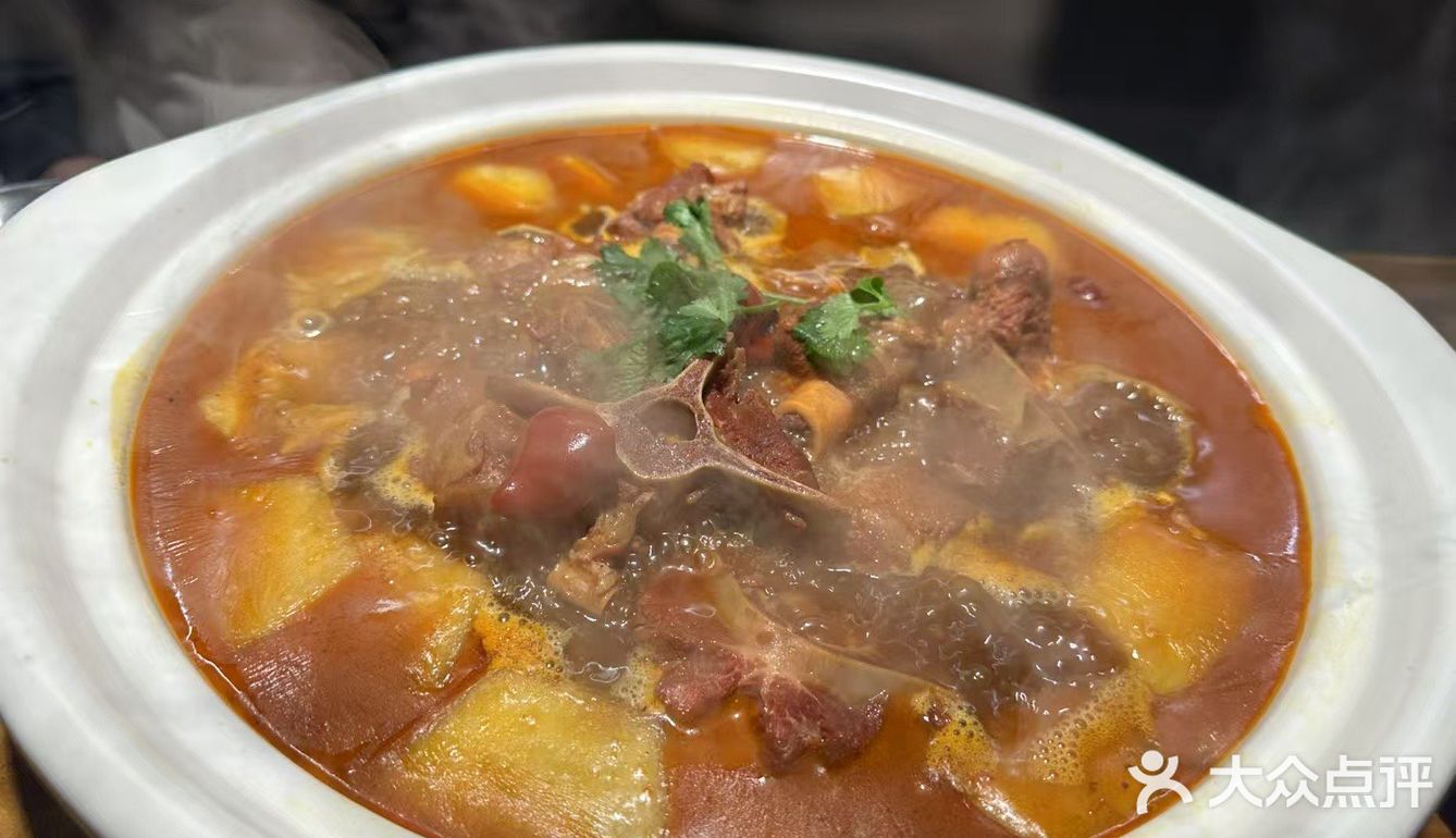 破店肥蛤，陪你共度除夕烟火