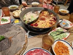 牛骨鸳鸯锅-袁山山重庆火锅(丈八北路店)