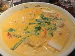 -大头虾越式风味餐厅(光明广场店)