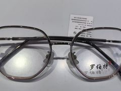 -罗伯特眼镜·蔡司官方授权(前海桂湾店)