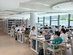 -广州市白云区图书馆